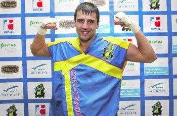 Гвоздик одержал шестую победу на профессиональном ринге