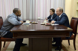 Рой Джонс попросил у Путина российское гражданство