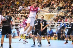 Гандбол. «Мотор» победил «Металлург» и вышел на первое место в группе