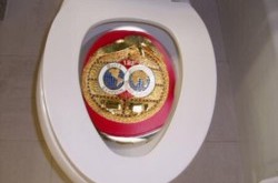 Фьюри разозлился и смыл в унитаз отобранный у Кличко пояс