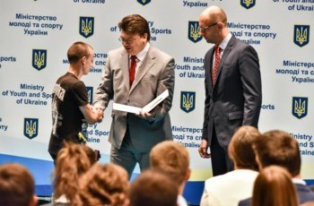 Украина может остаться без министра спорта за полгода до Олимпийских Игр