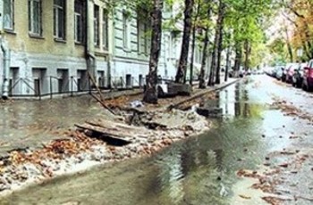 В Киеве затопило дома депутатов