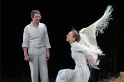 На сцене сыграли  «таинство любви»