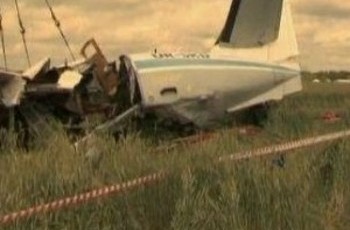 Фоторепортаж с места авиакатастрофы в Бородянке