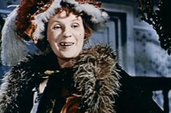 Алла Криницына: «Маму для роли Прони Прокоповны специально уродовали: зуб заклеивали, а в нос пихали орехи»