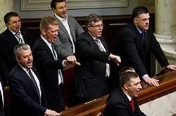 Назначение выборов в Киеве затягивается