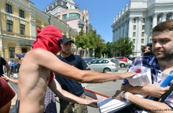 Суд решил, что гей-парада в Киеве не будет
