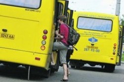 В киевских маршрутках начались жестокие кулачные бои