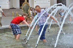 Невредные советы: как пережить грядущую жару в столице