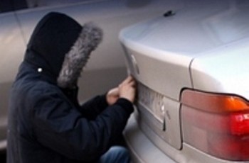 Похитители автомобильных номеров: «За ночь можем заработать до 40 тысяч гривен»