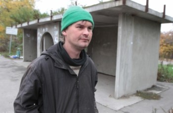 Над спаситилем брошенной под Киевом Кати нависло уголовное дело