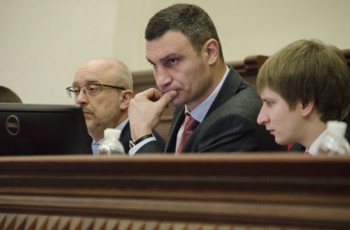 Готовы ли Кличко и Киевсовет сложить полномочия в октябре?