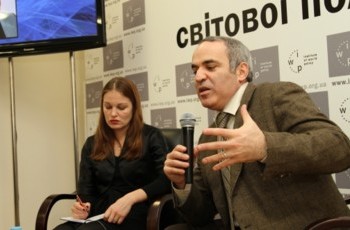 Гарри Каспаров: Авторитаризм Украине не грозит