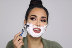 Бьюти-блогер: Каждая женщина должна брить лицо!