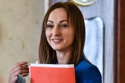 Ірина Суслова: Вчора була в церкві, молилася за Садового