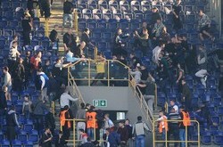 Драка болельщиков на матче «Днепр» – «Металлист»