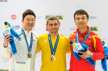 Украинский стрелок выиграл золото на этапе Кубка мира в Рио
