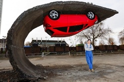 20 скульптур, которые бросают вызов гравитации