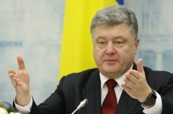 Петр Порошенко: мы должны вводить новую специальную полицейскую миссию