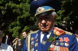 Фейкові ветерани на марші Безсмертний полк у Києві