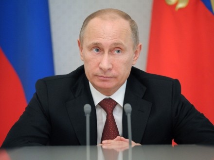У Кремлі розповіли, чому Путін не привітав Порошенка з 9 травня