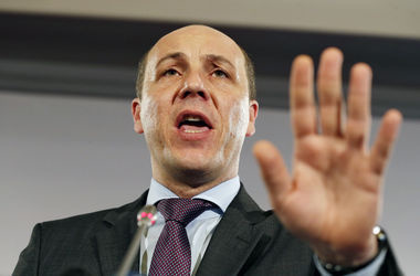 Парубій заявляє, що вже покарав «прогульників» гривнею