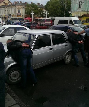 У Львівській області офіцери Нацполіції «погоріли» на хабарі 