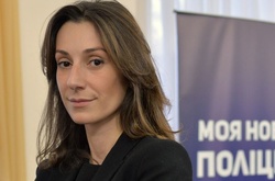 Кабмін звільнив Згуладзе, але вона лишиться з Аваковим 