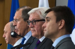Лавров в Берліні вимагав від України «особливого статусу» для Донбасу
