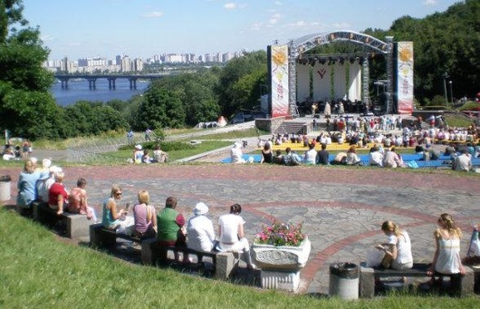 На Співочому полі відбудеться конкурс «Київський вальс - 2016»