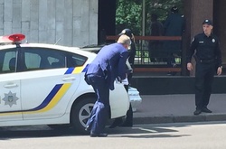 Співробітники поліції зловили міністра енергетики на гарячому