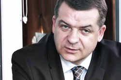 Адвокат повідомив, що у «діамантового прокурора» виявили струс мозку