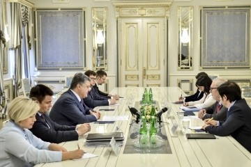 Порошенко заявив, що не бачить прогресу з боку РФ щодо виконання вимог ПАРЄ