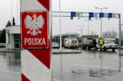 Українець зі зброєю напав на польського прикордонника