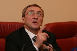 Колишній мер Києва Черновецький розпустив свою партію у Грузії