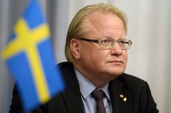 Міністр оборони Швеції назвав поведінку Росії на Балтиці агресивною та провокативною