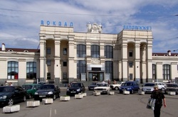 В Запоріжжі евакуювали два вокзали через загрозу вибуху