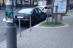 У парку Шевченка перехожі спіймали злочинця