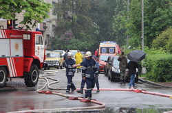 На Печерську палала багатоповерхівка