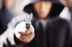 У Шевченківському районі здійснено розбійний напад на подружжя