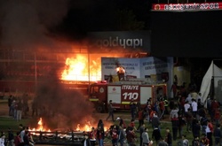 Вболівальники турецького клубу підпалили стадіон після вильоту у нижчий дивізіон