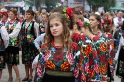 Депутати від БПП закликали колег прийти до парламенту у вишиванках 19 травня