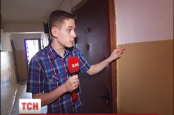 Квартирні крадії вигадали новий шифр на стінах під'їздів у Києві