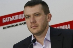 «Батьківщина» не вірить у ефективність змін до Конституції щодо автономії кримських татар