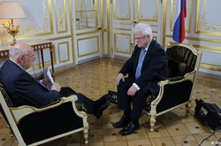 Росія зізналася, що перед анексією Криму відправила туди 9 тисяч військових