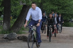 Мер перевірив підготовку столичних пляжів до купального сезону