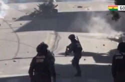 В Болівії поліція розігнала мітинг працівників заводу