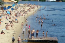 Список столичних пляжів, які відкриють цими вихідними