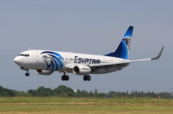 Уламки зниклого літака EgyptAir знайдені біля острова Карпатос