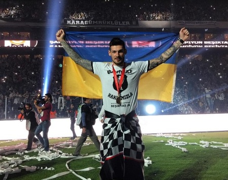 Бойко з українським прапором святкував чемпіонство в Туреччині